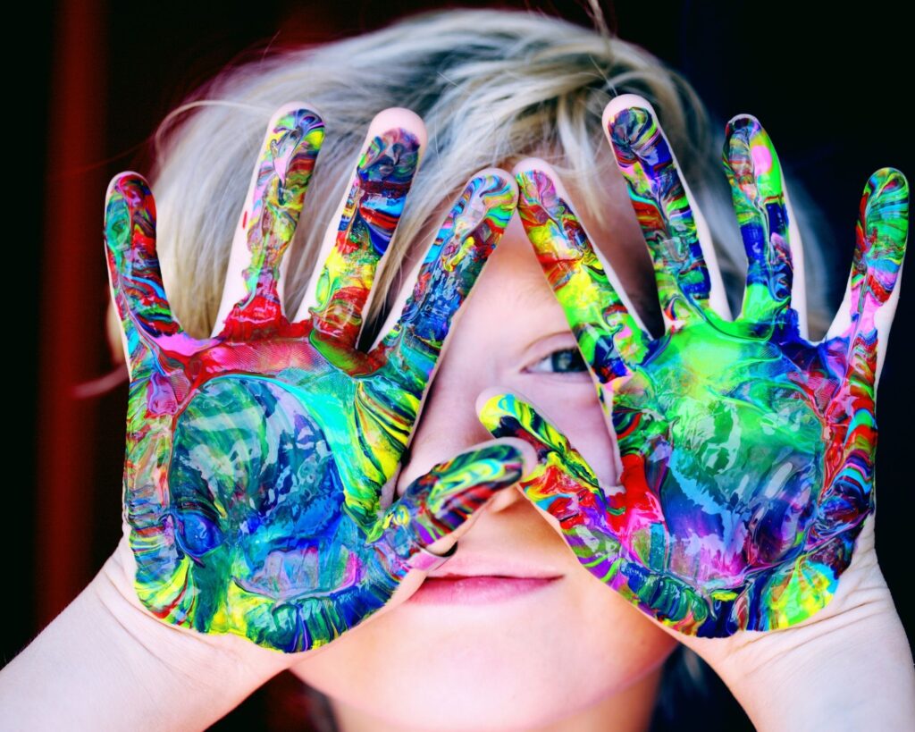 atividades para educação infantil : pintura a dedo
